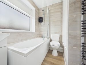 Photo 16- click for photo gallery